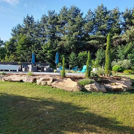 Chambre Dans Un Ecrin De Verdure Angrie エクステリア 写真