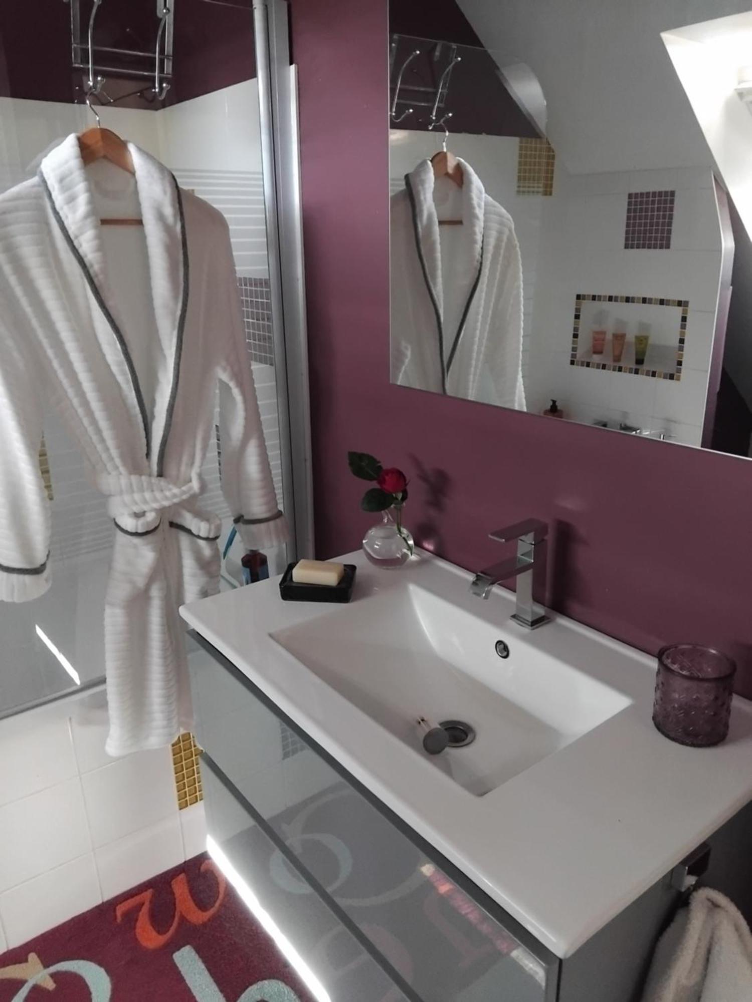 Chambre Dans Un Ecrin De Verdure Angrie エクステリア 写真